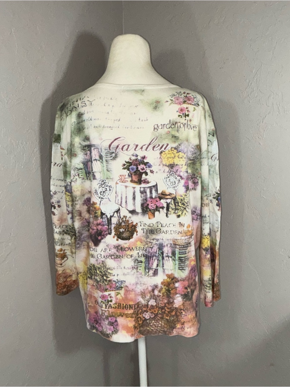 Women's Floral Garden Print Long-Sleeve Blouse - Cream Multicolor - Picture 7 of 12